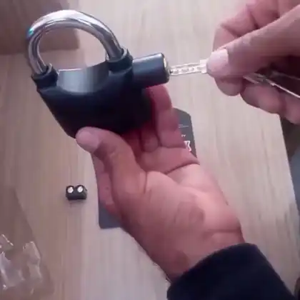 افتح بالمفتاح
